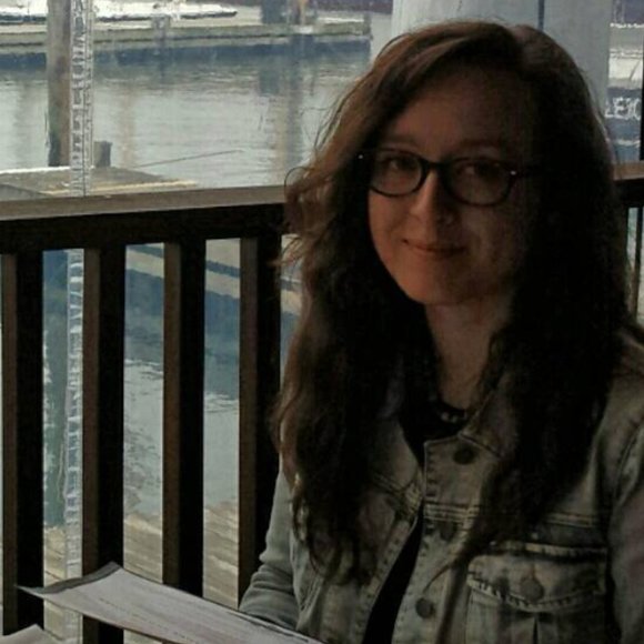 Meet your Posher, Erin - Picture 1 of 1